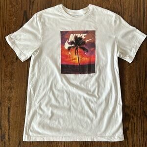 Nike Short Sleeve Tee